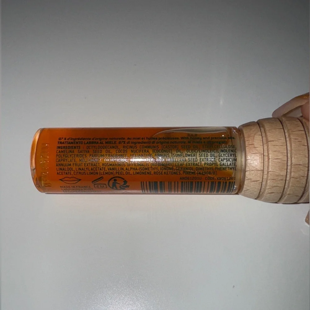 Nuxe honey lip oil
